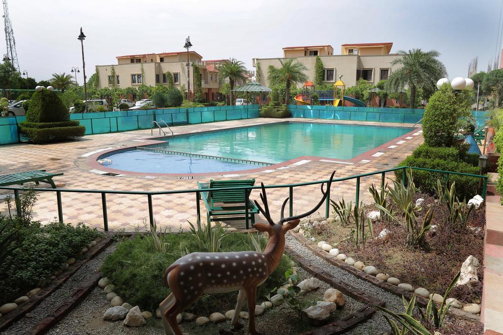 Resortharekrishnaorchid Vrindavan Ngoại thất bức ảnh